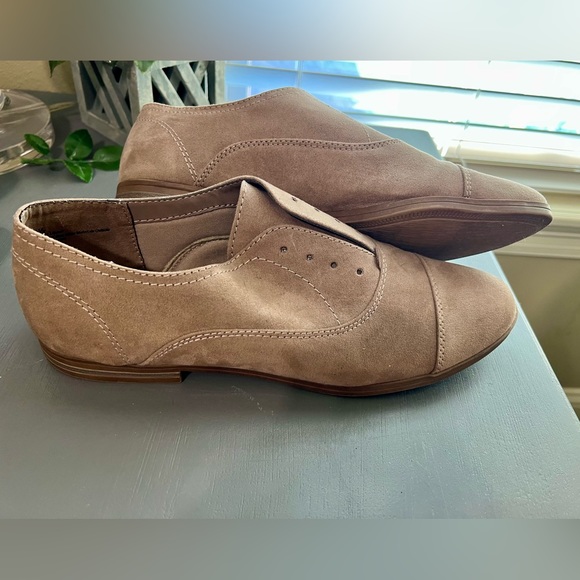 DV Dolce Vita Shoes Womens 9.5 Dress Oxford Flats Beige Textile Almond Cap Toe - Picture 6 of 7